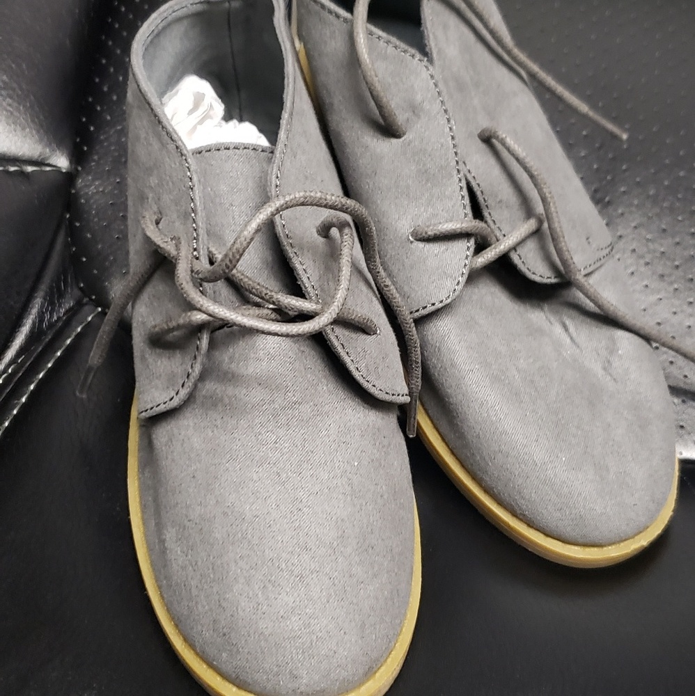 Old Gray Suede Like Boots